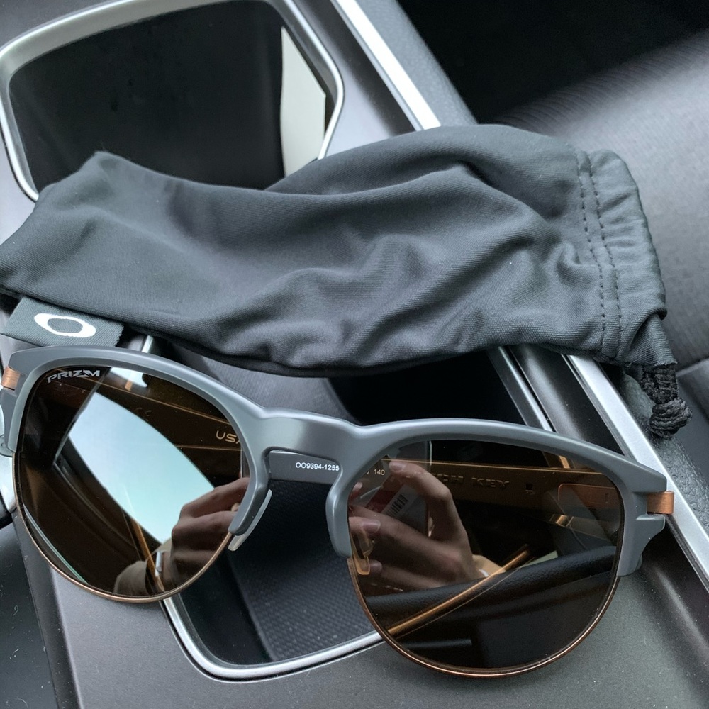 Men’s Oakley Sunglasses